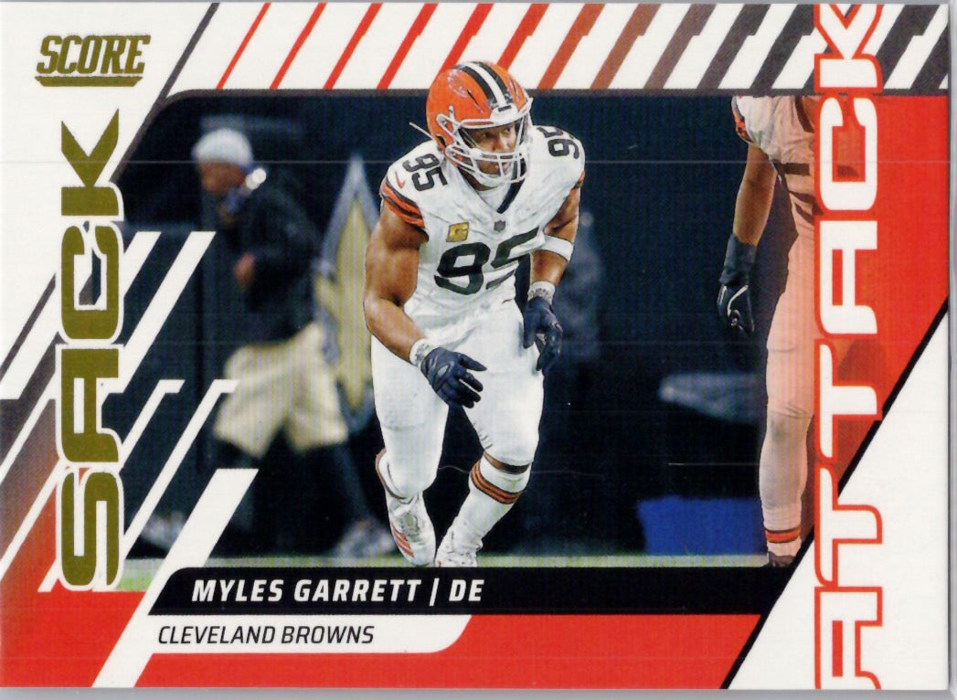 2025 Score #4 Myles Garrett Sack Attack Gold Cleveland Browns