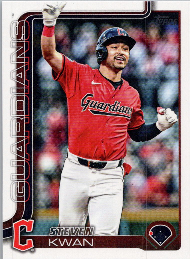 2025 Topps #682 Steven Kwan Cleveland Guardians