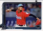 2025 Topps #487 Eury Pérez Miami Marlins