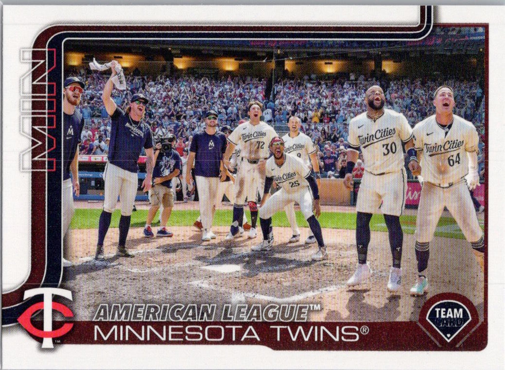 2025 Topps #688 Minnesota Twins Minnesota Twins
