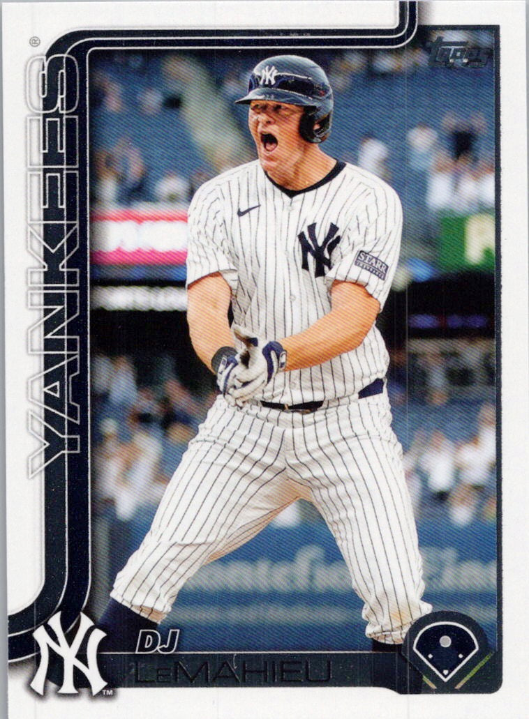 2025 Topps #697 DJ LeMahieu New York Yankees