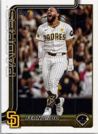 2025 Topps #600 Fernando Tatis Jr. San Diego Padres
